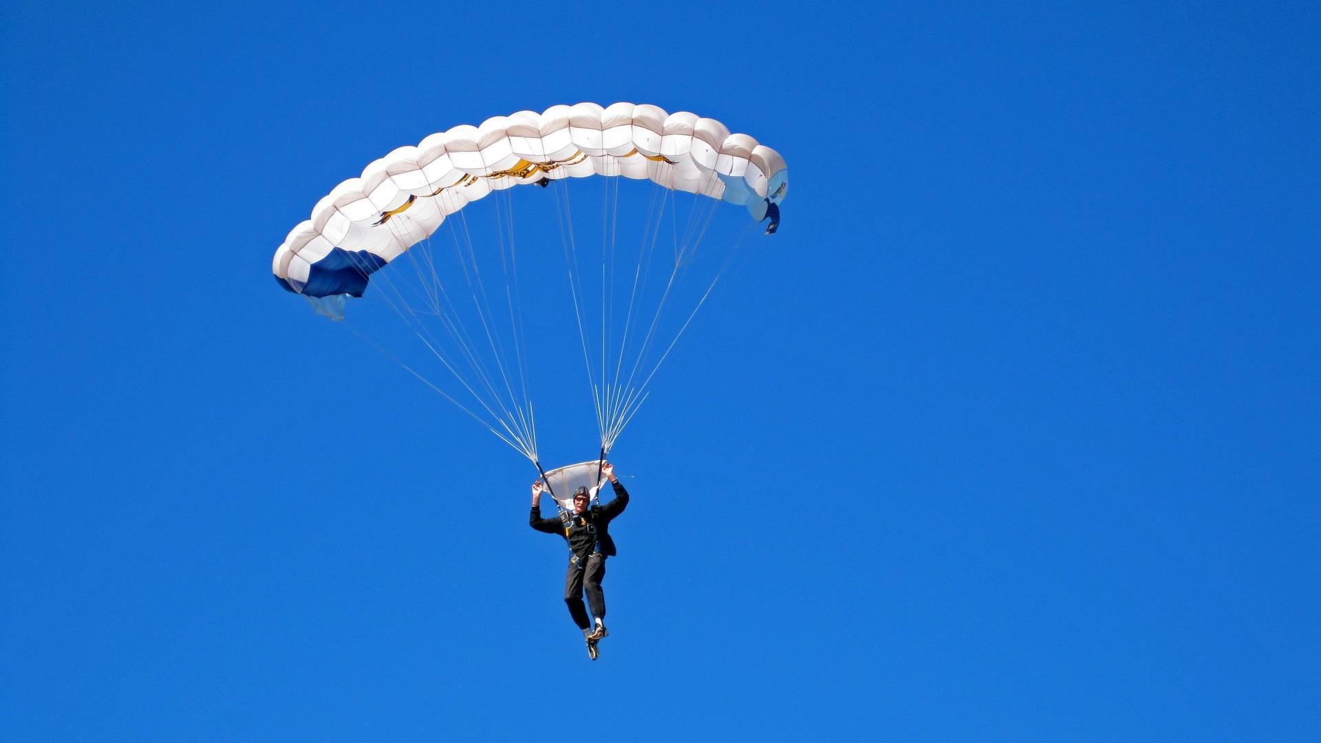 史上最大“黑马军团”逆转夺冠，神话成真，大黑马是谁